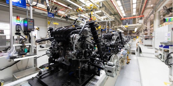 日本多家車企宣布漲價，日產提高純電動車售價