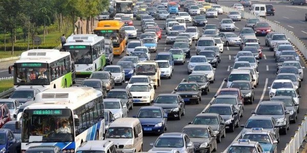 全國機動車駕駛人達5.2億