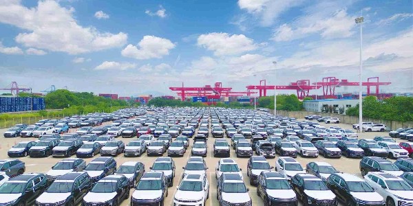 中國汽車業步入3000萬輛量級